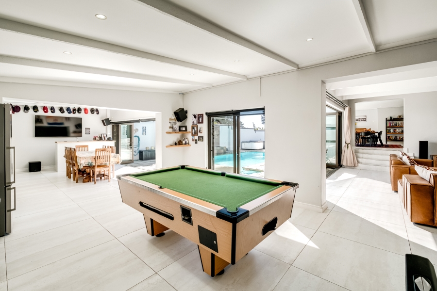 5 Bedroom Property for Sale in Valmary Park Western Cape